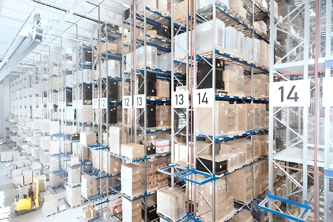 ssi-schaefer-rack-de-stockage ssi-schaefer-rack-de-stockage