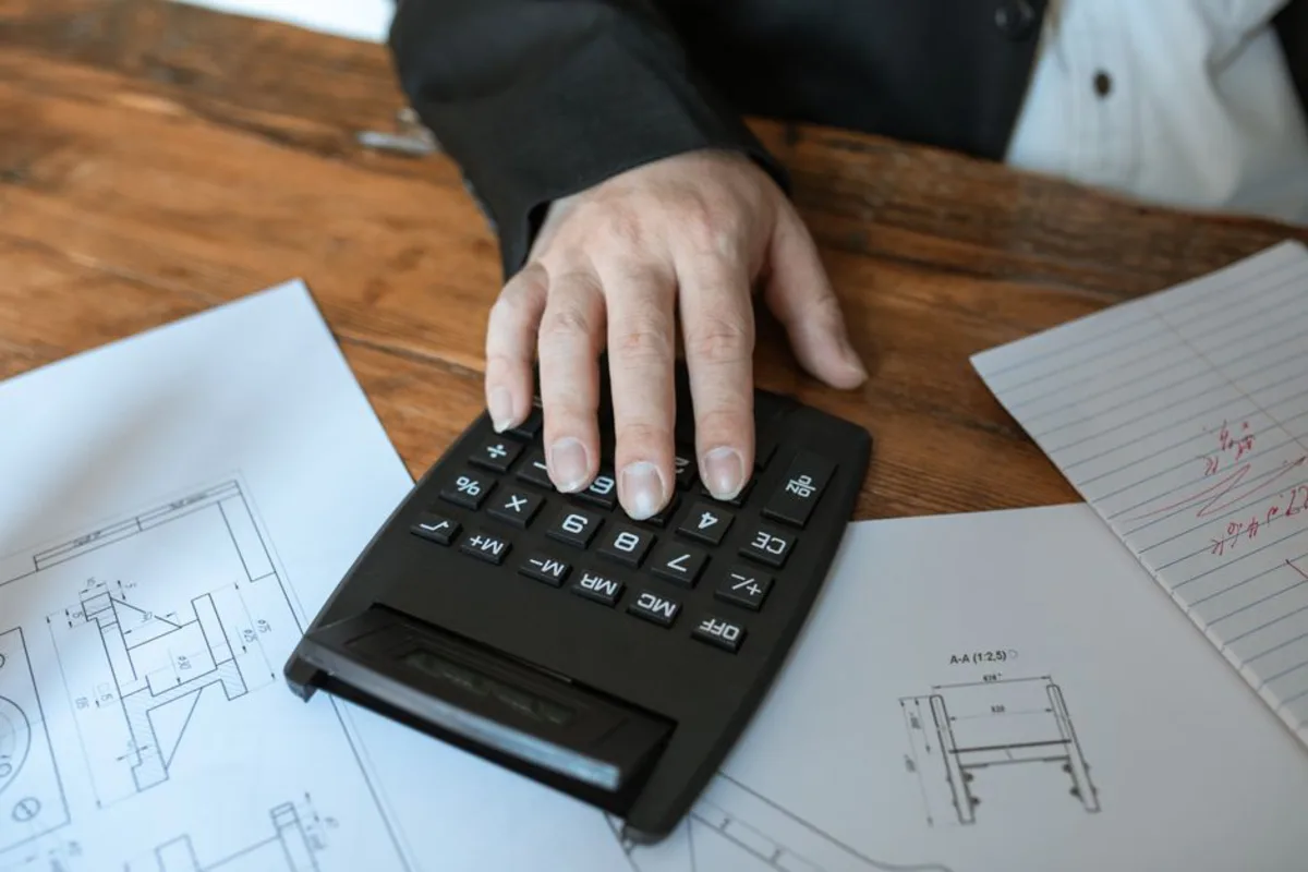 Dimensionner une mezzanine : calcul de charge utile et dimensionnement