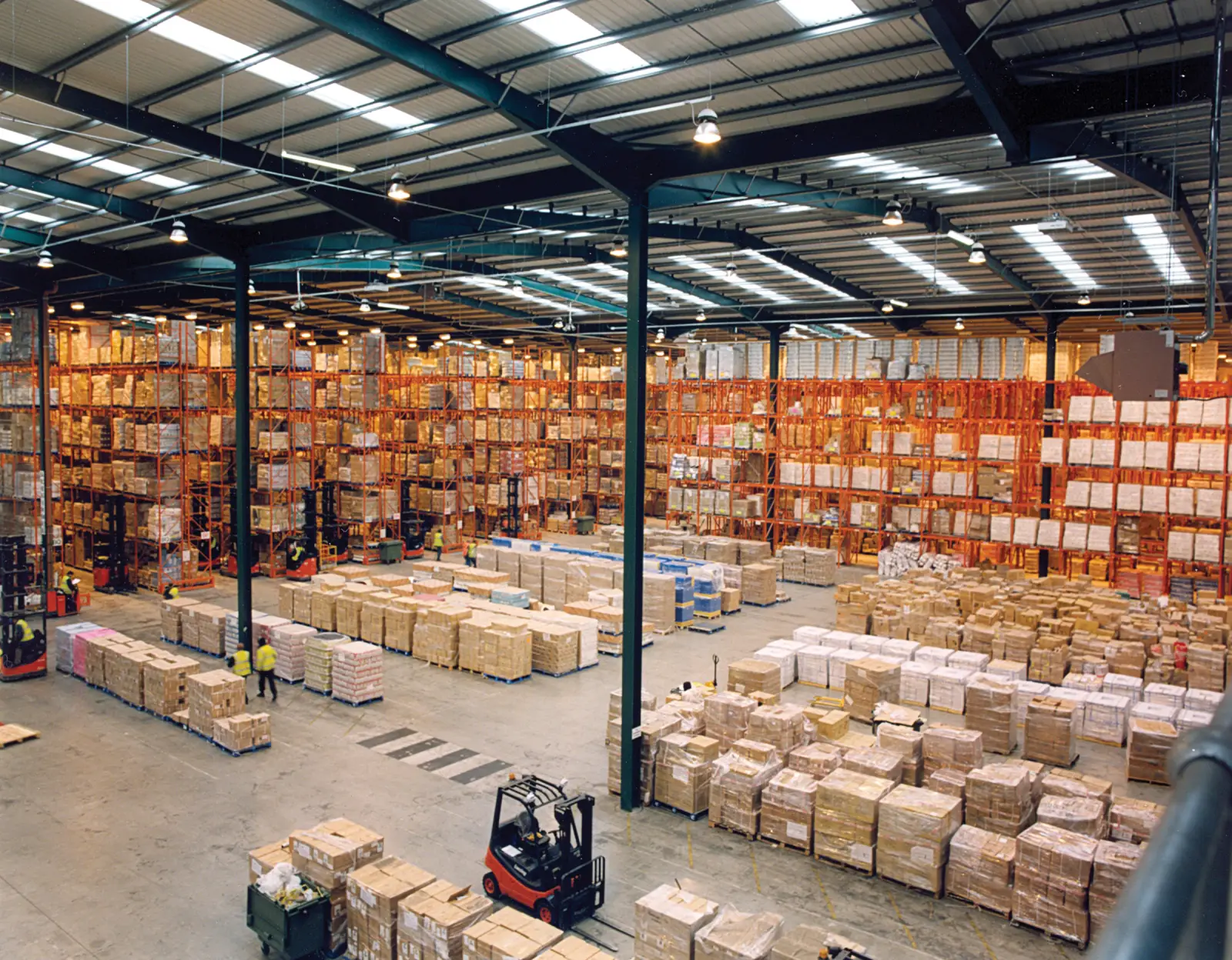 Tout savoir sur la REPARATION DE RACK DE STOCKAGE - Guide 2026